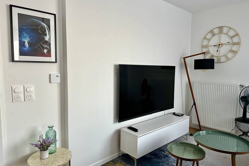 Appartement entier, Appt T3 Vue sur le Parc Disneyland-Paris avec Parking Privé in Chessy, Seine-et-Marne