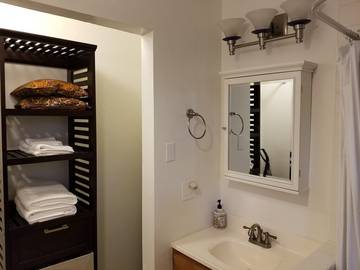 Log Cabin for 2 People in Monterey County, Photo 4