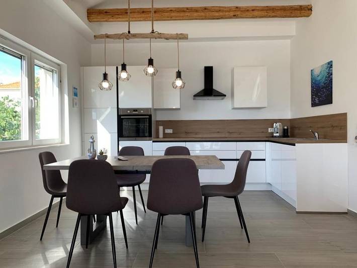 Villa pour 4 personnes, avec terrasse ainsi que jacuzzi et jardin à Kali - 4