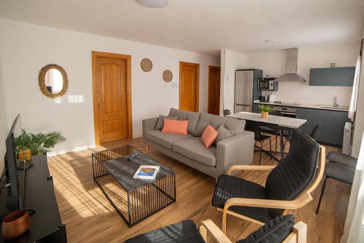 Location de vacances pour 6 personnes, avec vue et jardin à Valtierra - 2