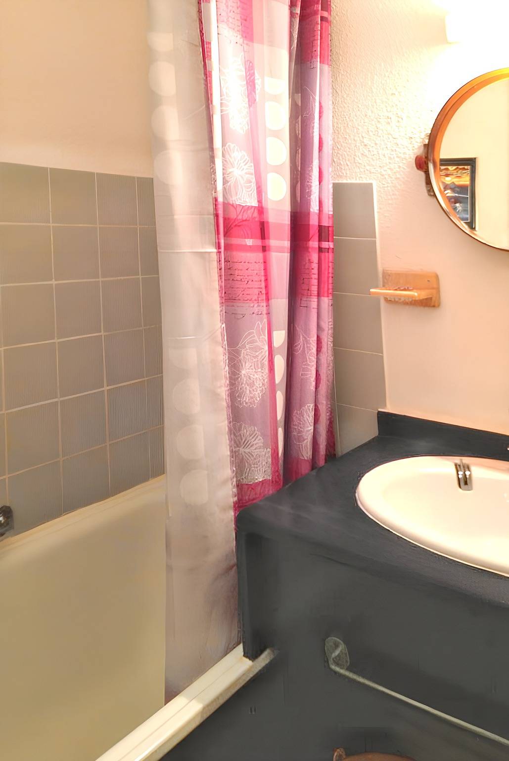 Studio entier, Studio cosy avec vue sur la montagne - Les Belleville - 20 m² in Les Menuires, Saint-Martin-de-Belleville