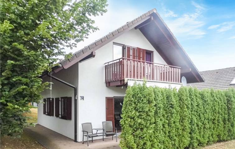 Ferienhaus für 7 Personen, mit Terrasse und Garten sowie Sauna, mit Haustier in Kirchheim
