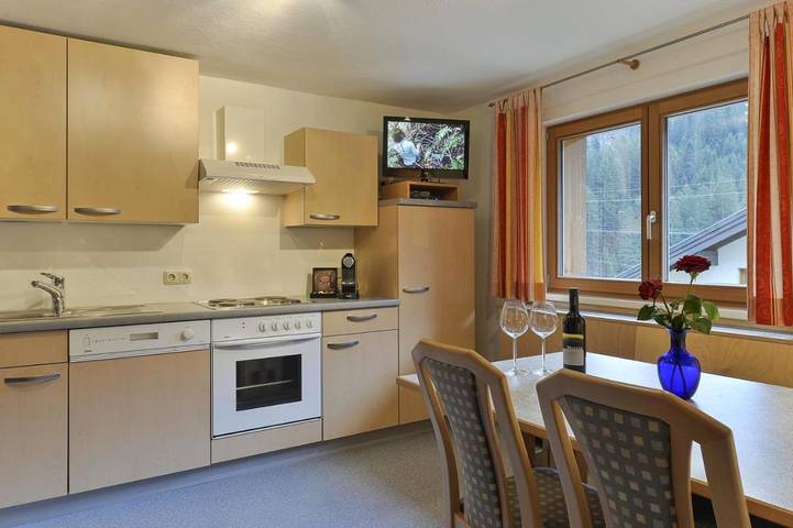 Ferienwohnung für 5 Personen, mit Sauna in Klösterle am Arlberg - 2