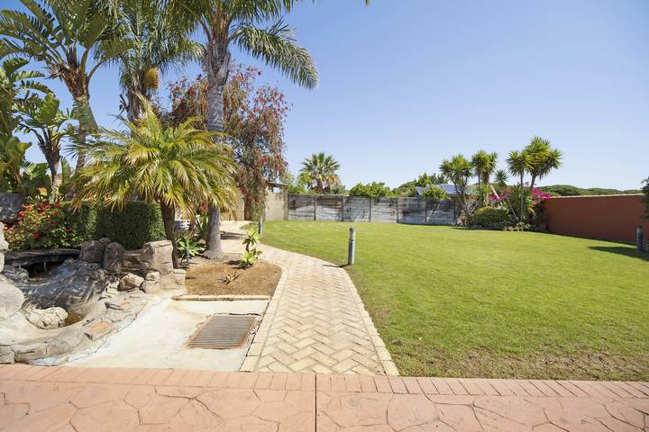 Casa rural con piscina para 6 personas, con jardín en Provincia de Cádiz - 4