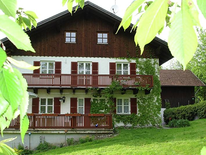 Ferienwohnung für 6 Personen, mit Garten und Sauna in Drachselsried