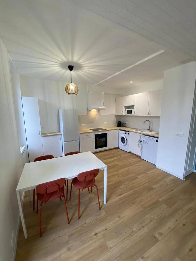 Appartement entier, One-Bedroom Apartment in Capdenac-Gare, Aveyron