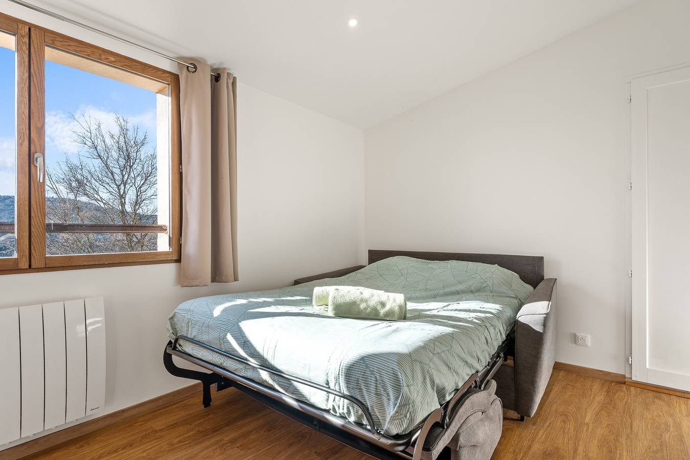 Le Cocon de la Combe - Maisonnette pour 4p in Coursegoules, Cannes und Umgebung