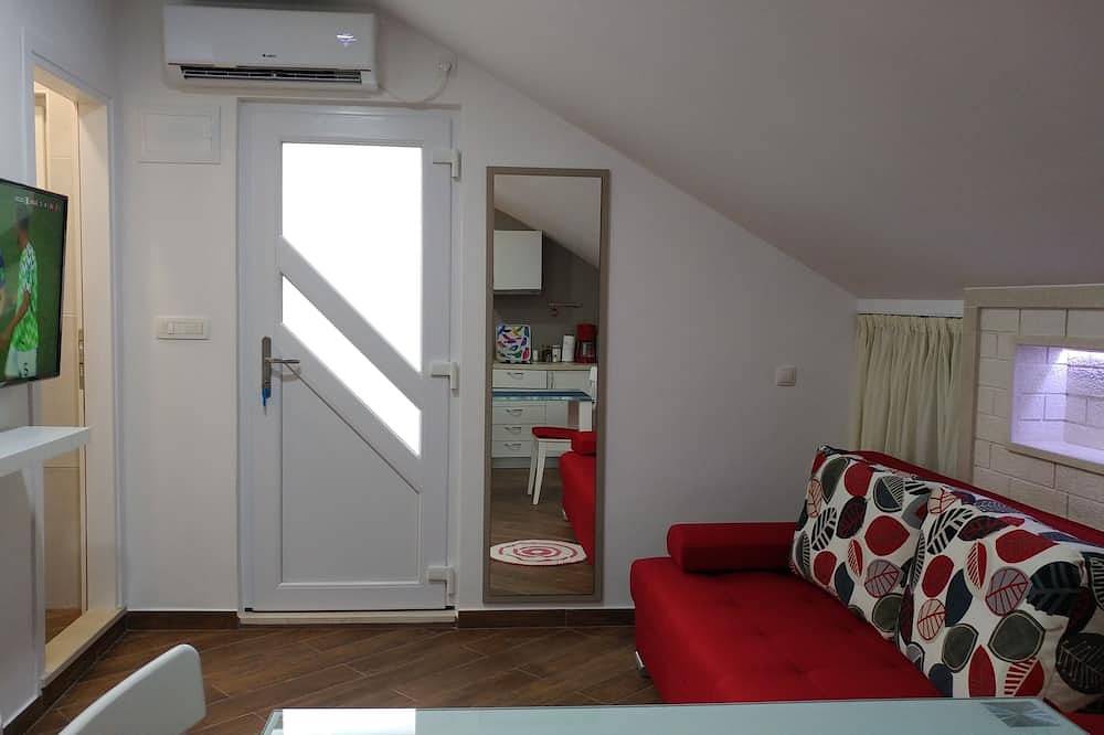 Ganze Wohnung, Studio Appartement mit Balkon und Meerblick Plat, Dubrovnik in Plat, Dubrovnik-Neretva