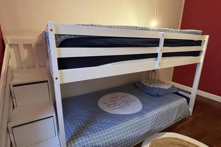 Gîte pour 6 personnes, avec jardin et jacuzzi à Bézenet - 3