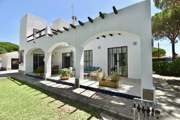 Chalet para 6 Personas en Campo de Golf Campano, Chiclana de la Frontera, Foto 4