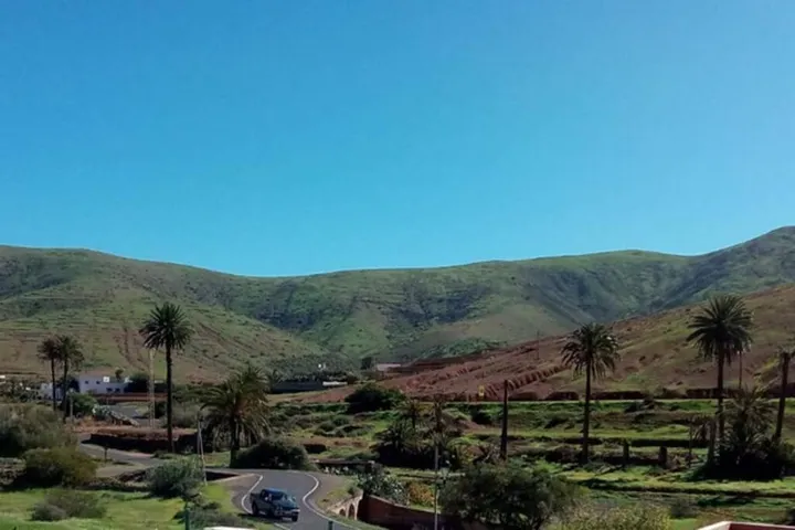 Apartamento de vacaciones para 4 personas, con vistas además de jardín y terraza, Se admiten mascotas - 1