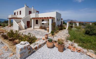 Gîte pour 4 personnes, avec vue ainsi que piscine et jardin dans Vámos