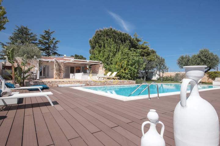 Trullo per 6 persone, con Giardino e Piscina a Polignano a Mare