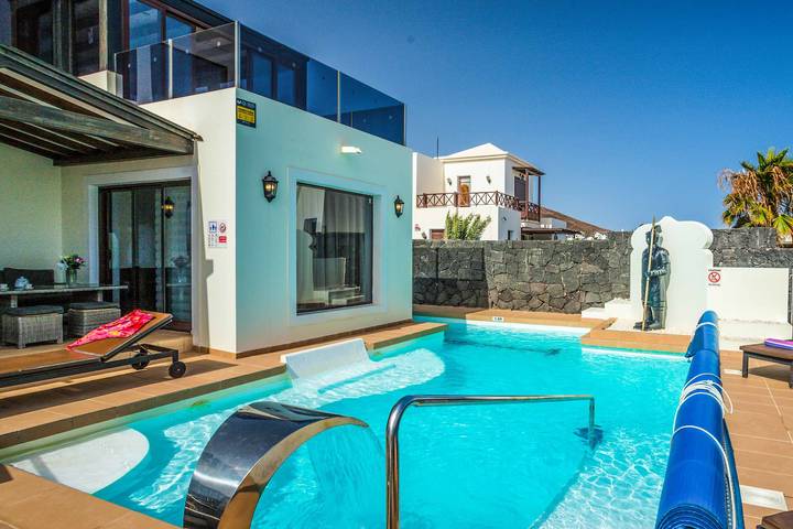 Villa für 10 Personen, mit Terrasse und Sauna sowie Whirlpool und Pool auf Lanzarote - 2