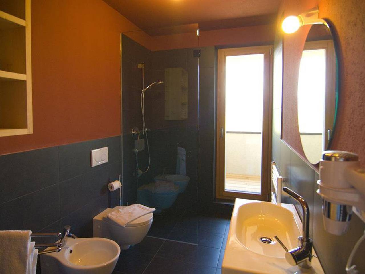 Ganze Ferienwohnung, Biobauernhof St. Quirinus - Hochleiten in Oberplanitzing, Kaltern an der Weinstraße