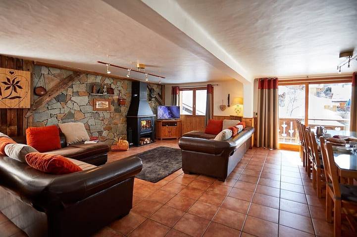 Chalet pour 12 personnes, avec jardin et balcon dans Méribel - 4