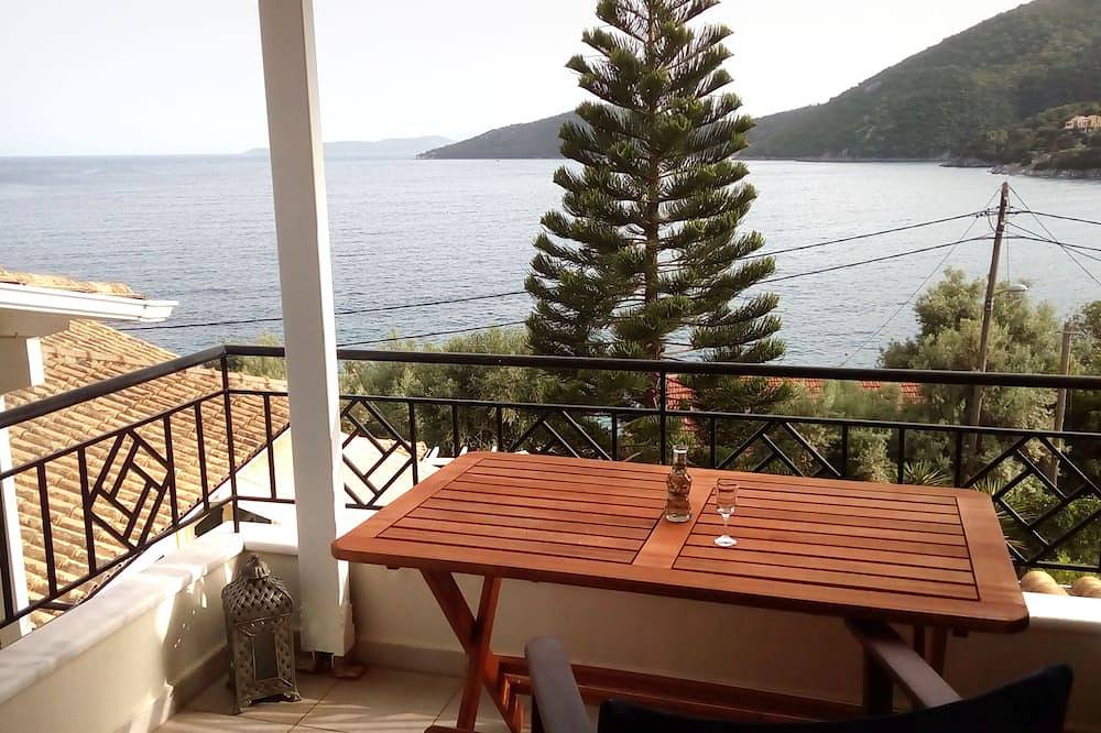 Una suite penthouse en el hotel Eptanisa in Poros (Léucade), Grecia