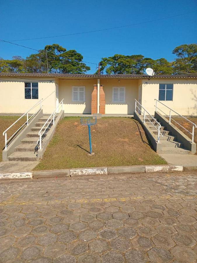 Casas e apartamentos de temporada para 10 pessoas, com jardim e balcão e ainda piscina and vista, com animais de estimação em Nazaré Paulista