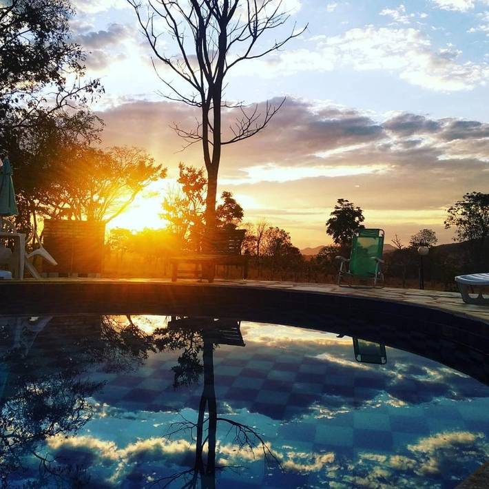Casas e apartamentos de temporada para 5 pessoas, com piscina e terraço e ainda vista and jardim, com animais de estimação em Pirenópolis