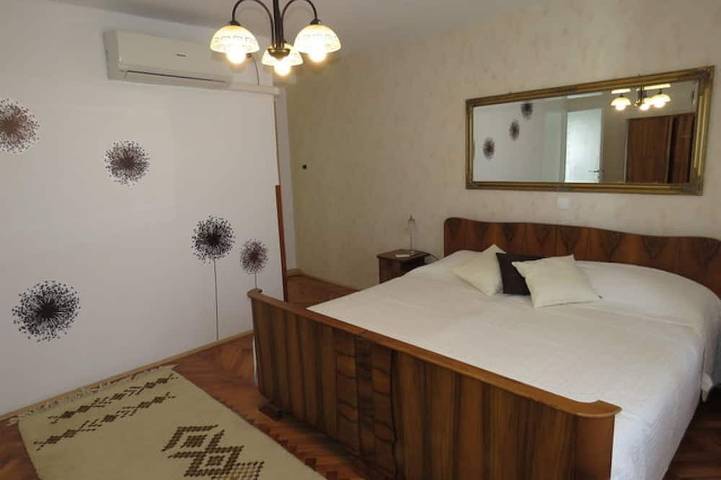 Altes renoviertes Haus mit privatem Pool, romantisch, ruhig, familienfreundlich in Raša, Ostküste Istrien
