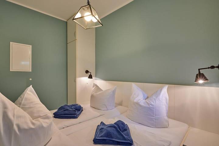 Ferienwohnung für 4 Personen, mit Ausblick und Sauna sowie Seeblick und Garten in Neukieritzsch - 4