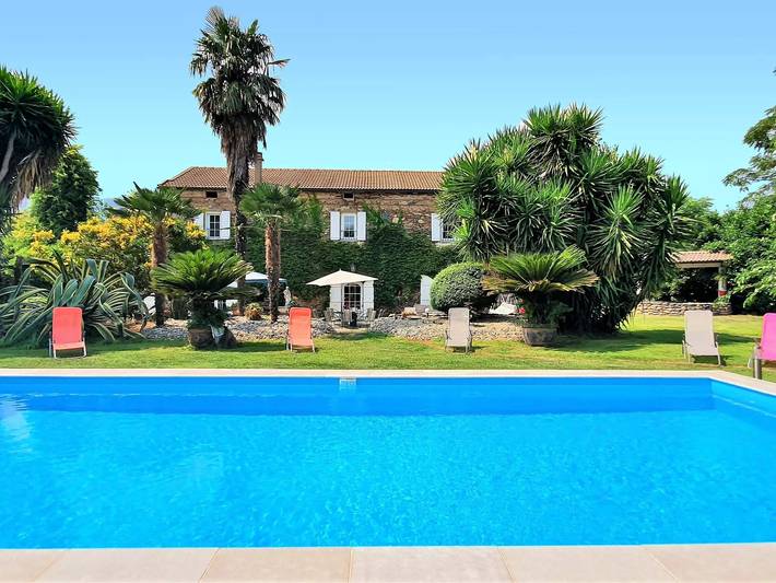 Location de vacances pour 10 personnes, avec Terrasse ainsi que Jardin et Piscine à Santa-Lucia-di-Moriani - 2