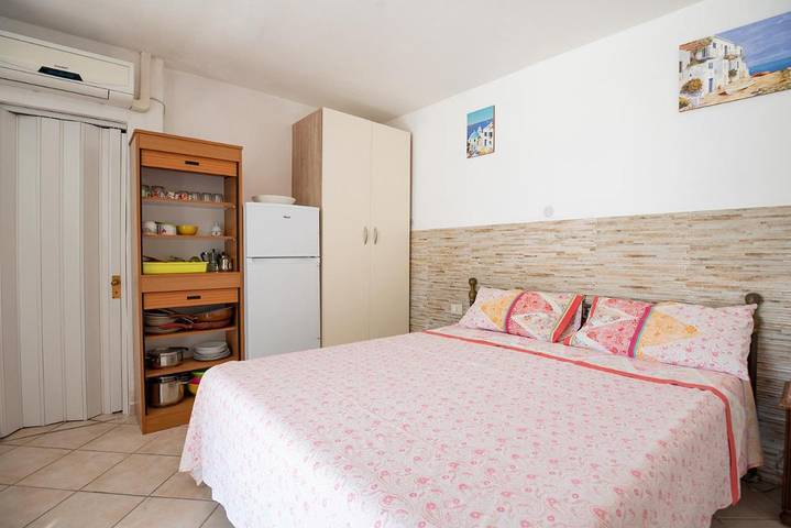 Ferienhaus für 2 Personen, mit Terrasse und Ausblick in Torre Vado - 3