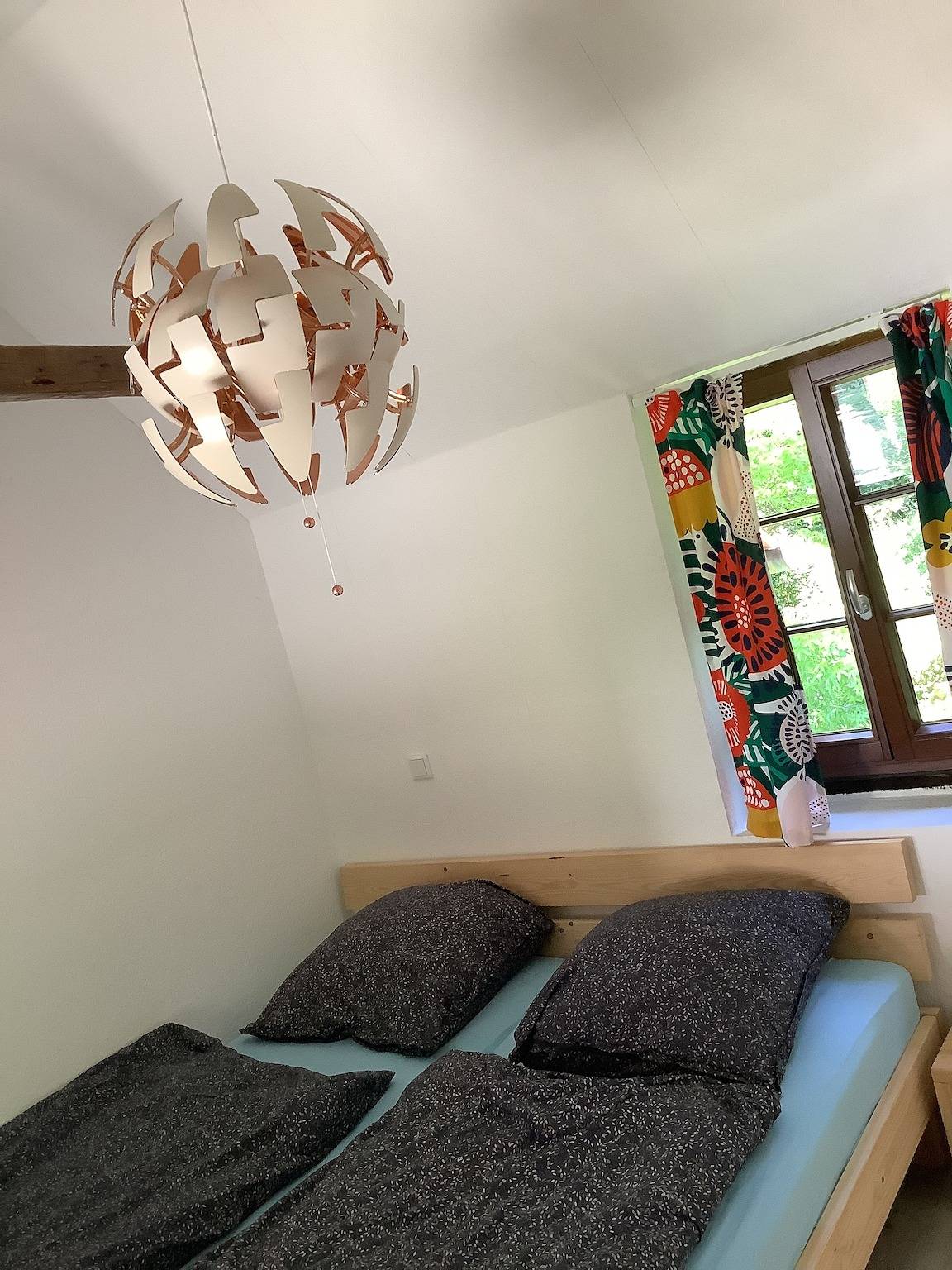 Ganze Ferienwohnung, Pulvermühle - 3 Zimmer Maisonette inkl. Bad am Stettbach im Natura 2000 Gebiet mit 12.500 qm Garten in Seeheim-Jugenheim, Südhessen