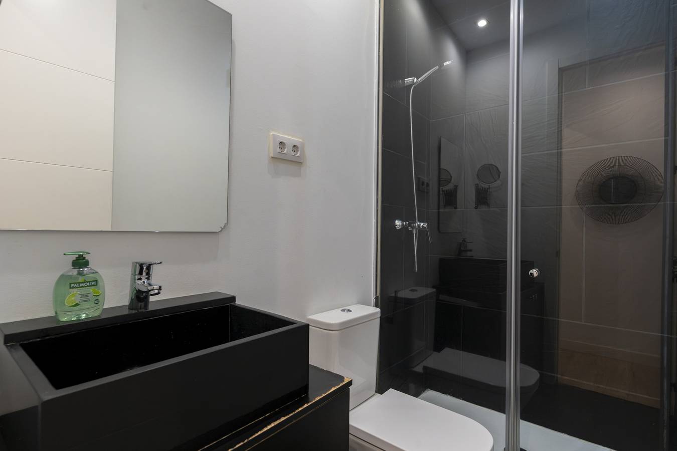 Entire apartment, M Apto. de diseño Puerta del Sol 9 in Centro (Madrid), Madrid