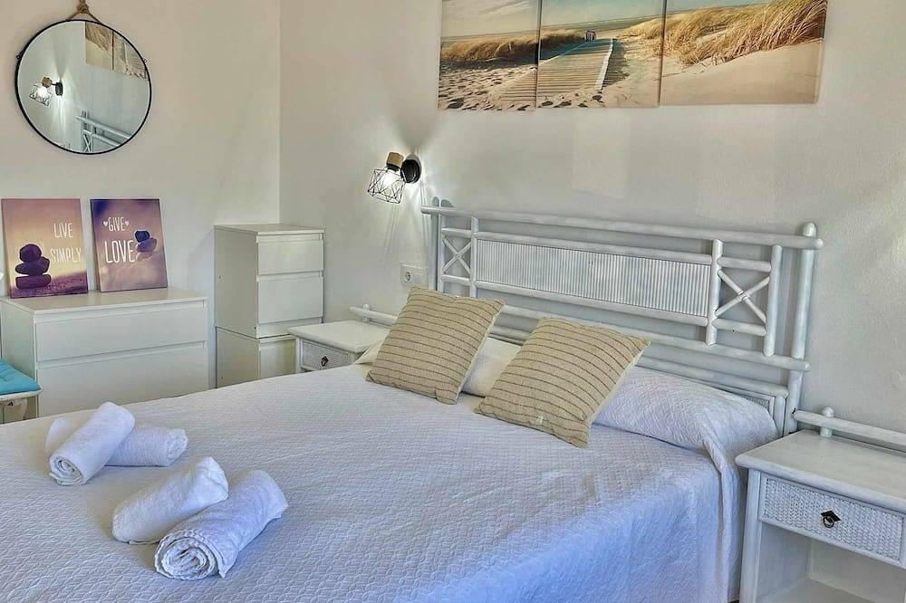 Apartamento entero, Sa Vinjolita - Apartamento Con Piscina in Cala Blanes, Ciudadela