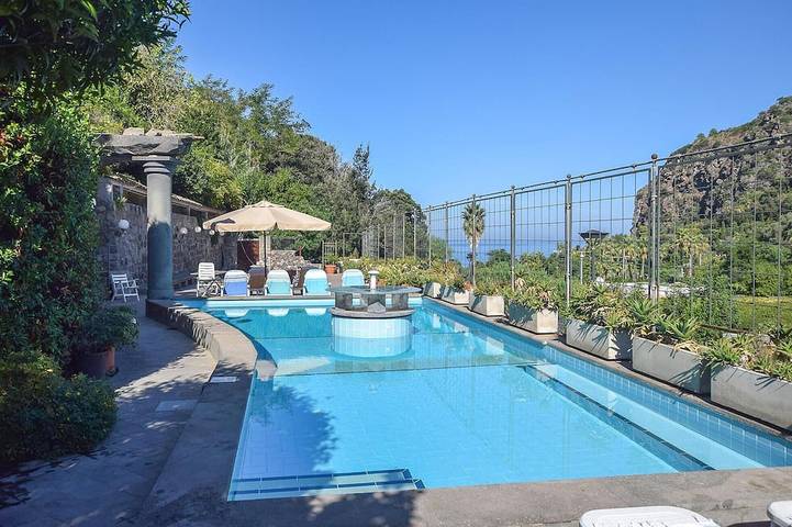 Casa vacanza per 16 persone, con giardino - 1
