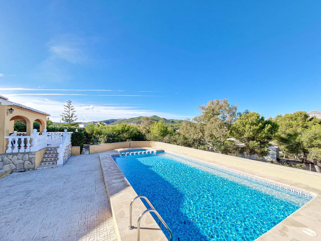 Casa de vacaciones 'Fortunata' con vistas a la montaña, Wi-Fi y aire acondicionado in Benitachell, Costa Blanca