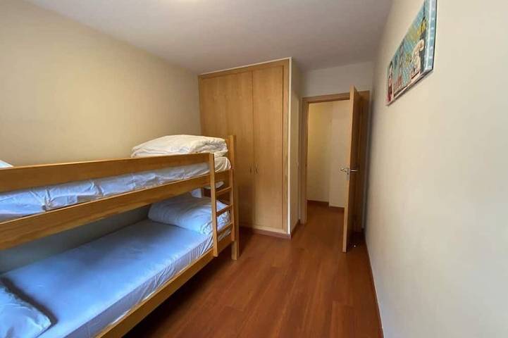 Entire apartment, Apart. L'Areny 2.2 - 6p - Canillo - Zone Grandvalira in Canillo, Grandvalira