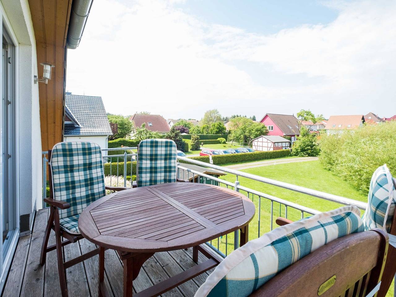 Ganze Ferienwohnung, Moderne Fewo nur 300m zum Ostseestrand - Ferienwohnung mit Balkon in Drei Kaiserbäder, Heringsdorf