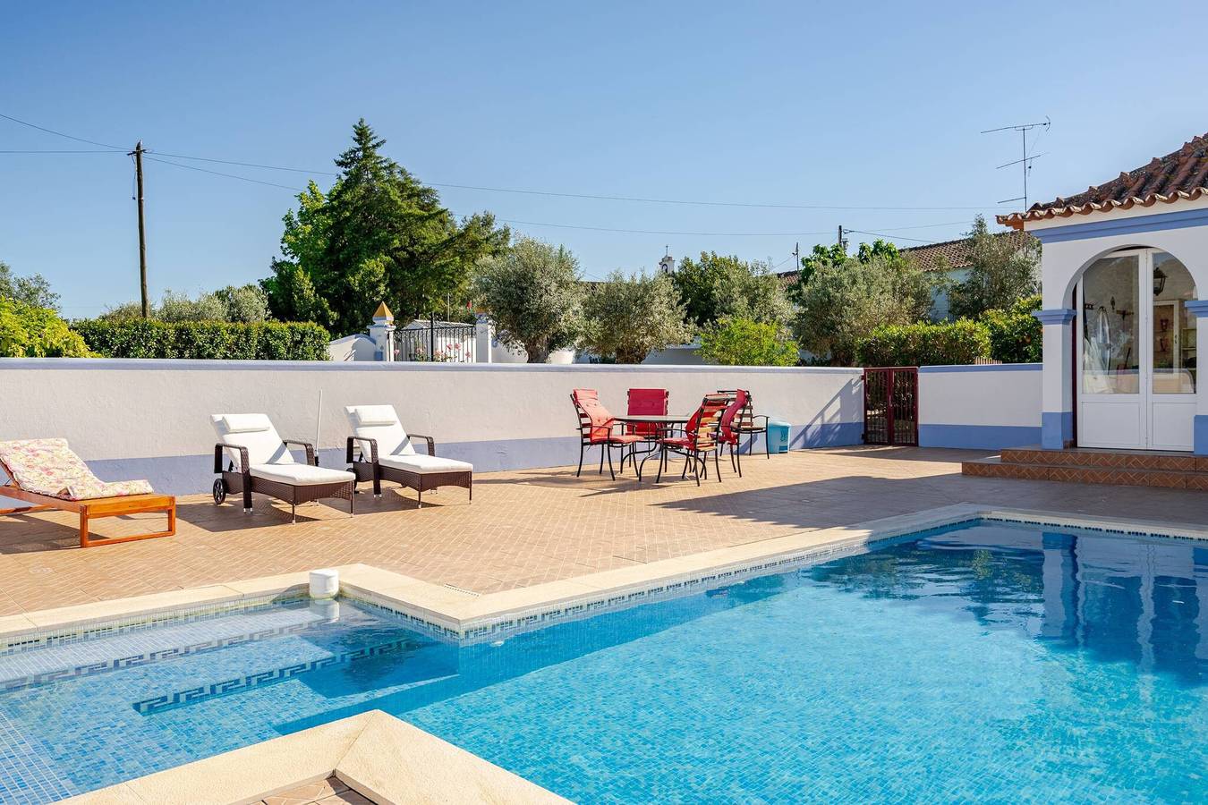 Casa de campo 'Casa da Quinta' com piscina partilhada e jardim partilhado in Évora, Distrito de Évora