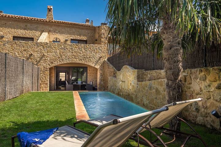 Ferienhaus für 9 Personen, mit Balkon und Garten, mit Haustier in Pals