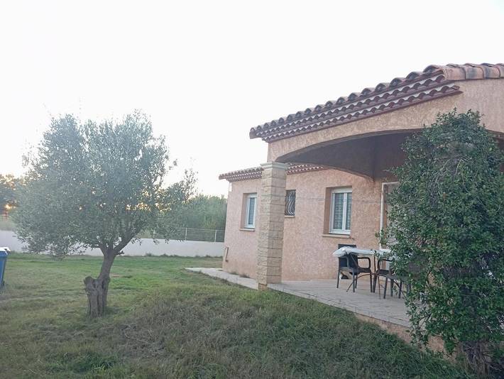 Location de vacances pour 6 personnes, avec jardin à Le Cailar - 4