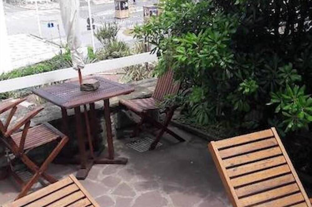 Appartamento intero, T3 con terrazza, vista mare, hyper centre biarritz, porto vecchio, a 20 metri dalla spiaggia. in Biarritz, Bayonne e dintorni