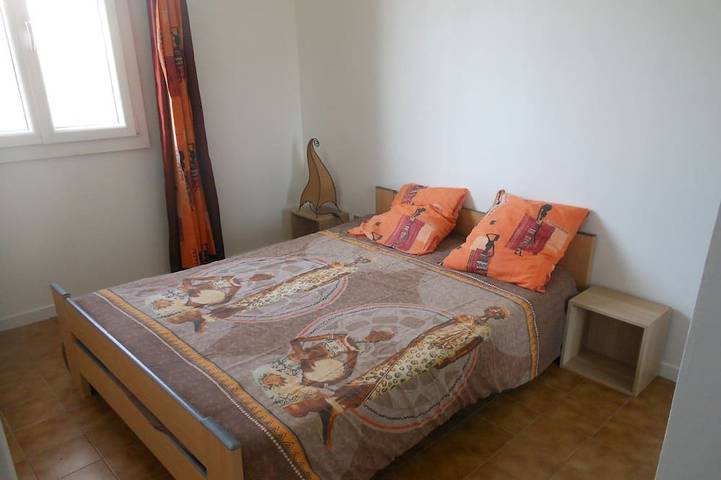 Location de vacances pour 8 personnes, avec terrasse à Gargas - 2