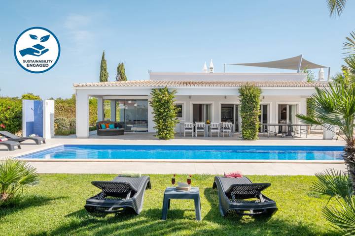 Ferienhaus mit meerblick für 10 Personen, mit Balkon und Terrasse sowie Garten an der Algarve