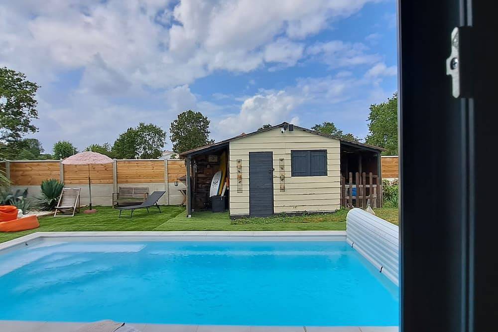 Entire apartment, Studio Le ti'coco on the Arcachon basin, 20 min from the beaches in Biganos, Arcachon region