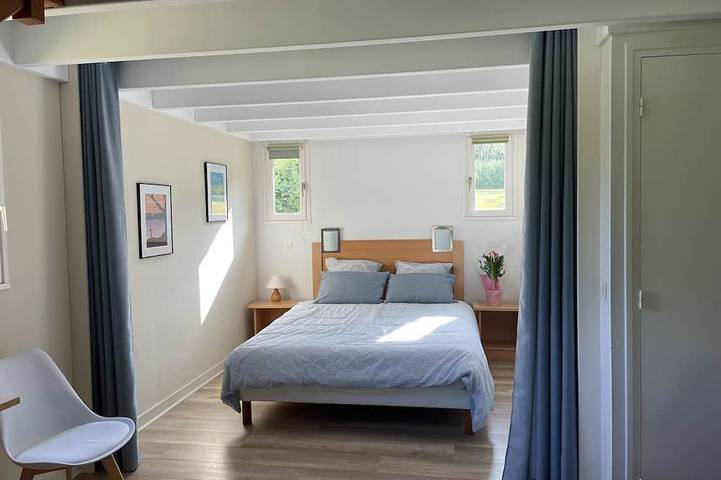 Gîte pour 5 personnes, avec jardin et sauna dans Lac au Duc - 2