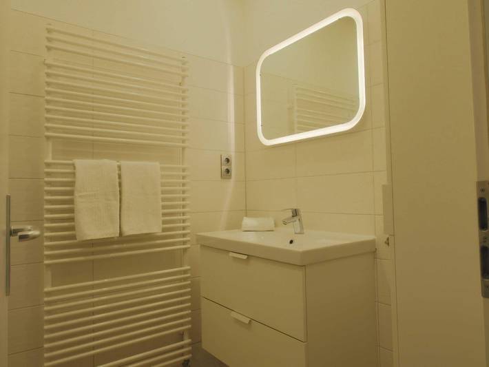 Ganze Wohnung, Romantisches Apartment für 2 – Direkt am Warnemünder Hafen in Warnemünde Strand, Rostock
