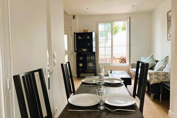 Location de vacances pour 6 personnes, avec terrasse, adapté aux familles dans Hippodrome de Deauville La Touques - 3