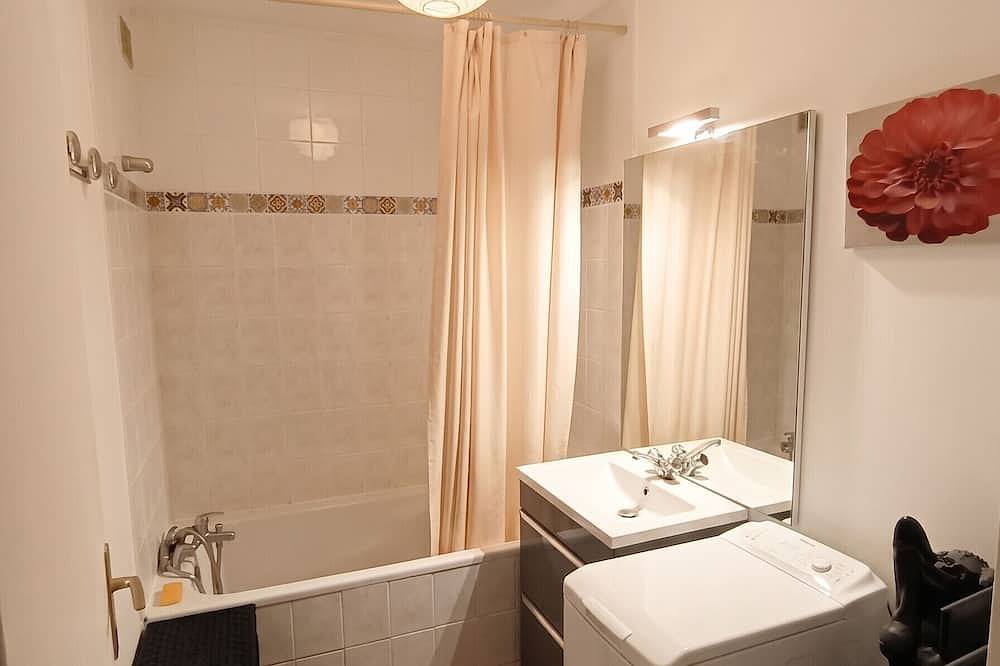 Appartement entier, Homerez - Studio à Clermont-Ferrand in Clermont-Ferrand, Parc naturel régional des Volcans d'Auvergne