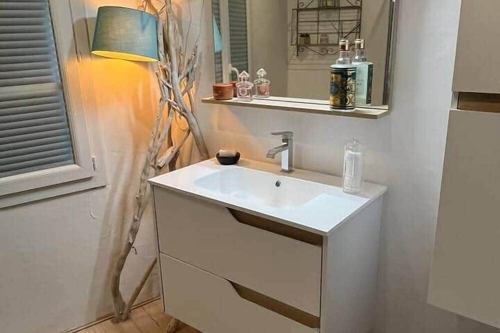 Entire apartment, Les Capucines - Holiday rentals in Aubenas in Aubenas, Ardèche