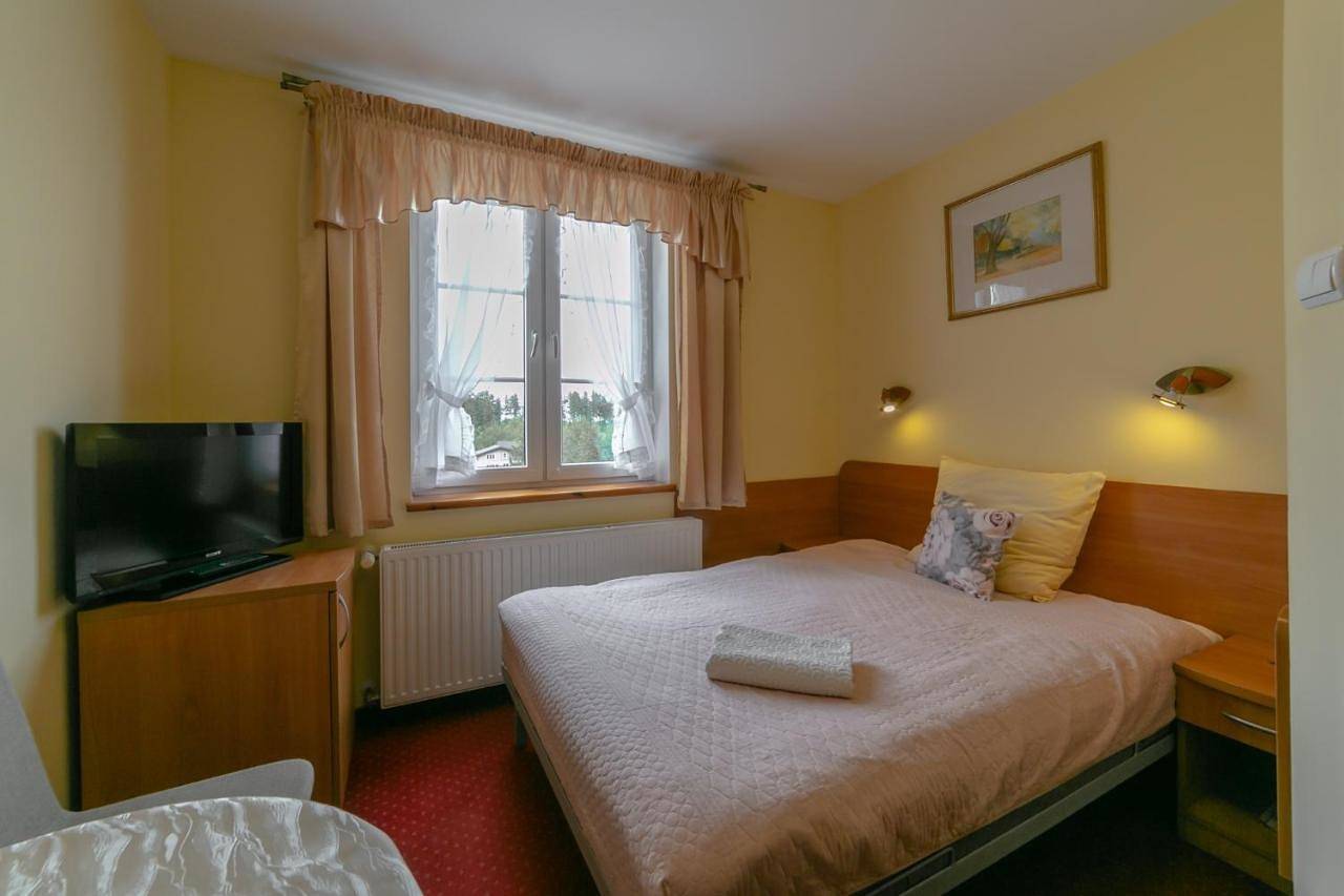 Willa Sudety blisko szlaków górskich i wyciągów narciarskich, prywatny bezpłatny parking in Karpacz, Sudety (Polska)