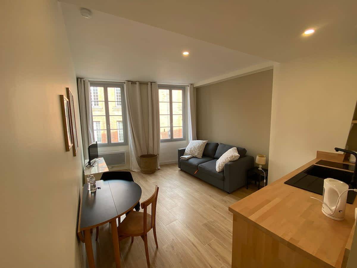 Studio entier, Studio pour 2 personnes in Capitole (Toulouse), Toulouse