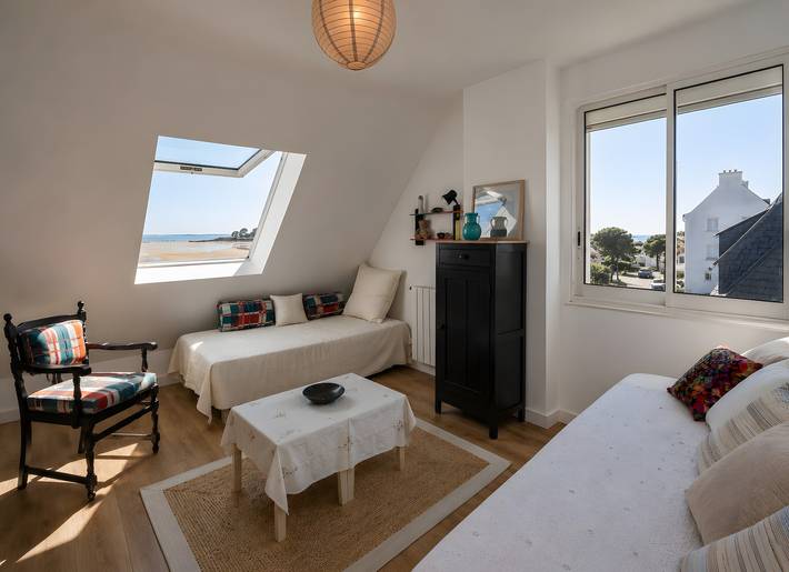 Gîte pour 4 personnes, avec jardin, adapté aux familles dans Plage du Men Du - 2