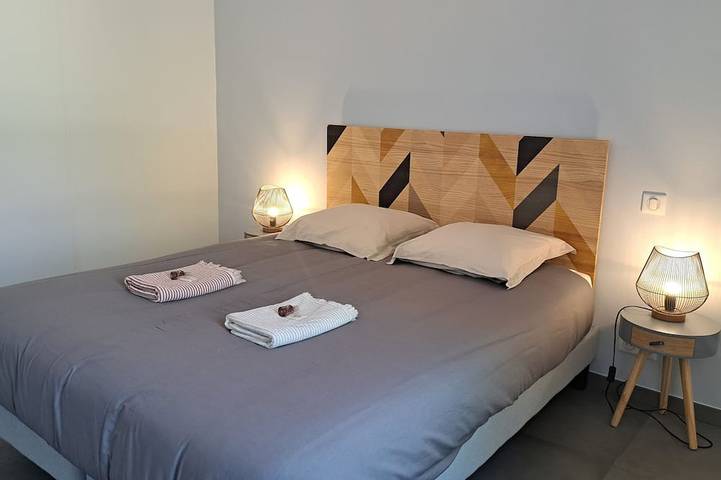 Location de vacances pour 14 personnes, avec jardin à Veyrines-de-Domme - 2